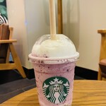 Starbucks Coffee - 色がいいね(((o(*ﾟ▽ﾟ*)o)))