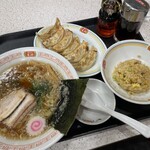 餃子の王将 下総中山駅前店 - 