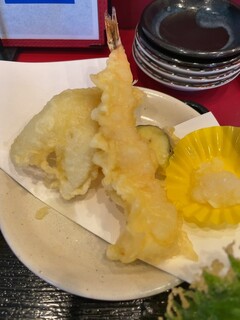 Sushi Izakaya Heihachirou - この日は、大葉に海老、小あじ？茄子にあともうひとつありました。