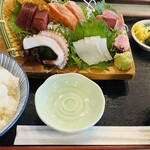 Hamayaki Kaisen Izakaya Daishousuisan - 