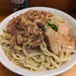 Ramen Jirou - コールはニンニク少し、アブラマシ