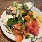 MORETHAN TAPAS LOUNGE - 