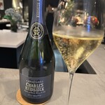 247072110 - シャンパンの「シャルル・エドシック プリエットレゼルダ」