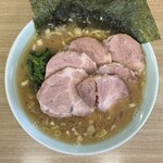 ラーメン 奥津家