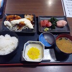 大衆IZAKAYA エイト - 