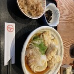 うどん やきとり とびた - 