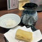 酒とひもの 人情酒場 - 高野豆腐の天ぷら