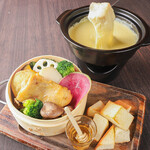 【허니 치즈 퐁듀】오쿠탄바 도리의 소금 그릴과 찐 야채