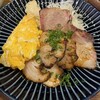 江戸堀 焼豚食堂 - 料理写真:▪️ミックス焼豚定食¥1.100
　※ご飯大盛り無料
　※日替りで小鉢が2品