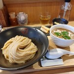 Mendo Koro Tsurumaya - 太麺をチョイス