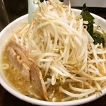 ラーメン久保田 - ラーメン 600円＋もやし100円