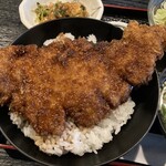 くら - カツ丼