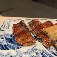 神楽坂 濱千 - 白焼きの下からタレ焼きが出てきます