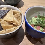 ロス タコス アスーレス 恵比寿 - ワカモレ