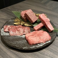 近江うし焼肉 にくTATSU 日本橋室町店 - 