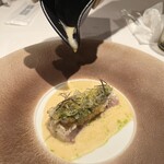 ルカンケ - グレープフルーツジュース、バジル、トマトのフルーティーなソース