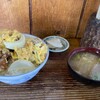 Oomori - かつ丼&味噌汁&(かなり酸っぱい)お新香