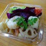 LA MAISON DU NOMURA - 小海老とムール貝の冬野菜サラダ
