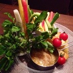 Bistro Le Bon Gout - 島野菜 スクガラスのバーニャカウダー！最高ですよ