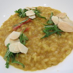 クイントカント - サフランリゾット、フォークで