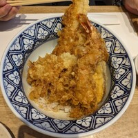 天ぷら新宿つな八 大丸東京店 - 久蔵丼