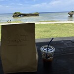 スティッキーウィッチ - 渡具知ビーチで頂く！