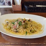 Osteria Rana - 燻製鯖と三浦野菜のアーリオオーリオ