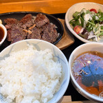 鉄板焼き 無量多 - 