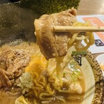 秀 - めっちゃ肉々＋ごっつ太麺