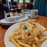 TWELVE GARDENS BAR&GRILL - 