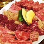 西光園 - 骨抜きカルビ等々