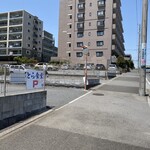 Tora Shokudou - 駐車場はかなりあります
