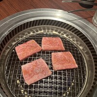 肉匠 牛虎 西中島店 - 