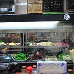 Takadaya Asahiten Itsushikiya - 店内