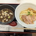 Mendokoro Kagetora Honta - 濃厚煮干白湯つけ麺