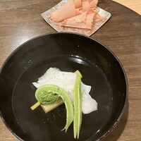 乙味 あさ井 - 鮎魚女のお椀　ゼンマイとひめたけ