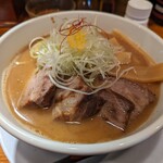 大阪 ラーメン研究所 - 料理写真:濃厚チャーシュー麺大盛り