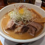 大阪 ラーメン研究所 - 濃厚チャーシュー麺大盛り