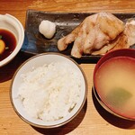 Butameshi Yamabuta - 黄身ポン酢、豚ロース焼きとキャベツ、スープ、ご飯