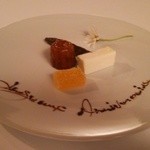 ヴィラ・デル・ソル - (2014/3)ミニャルディーズ　チョコレートの文字はフランス語で「お誕生日おめでとうございます」