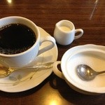 カフェレストラン はちのす - ホット珈琲@350円