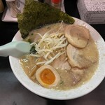 スタミナラーメン 屋台屋 - 得のせラーメン油多め¥950