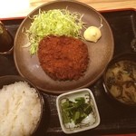 Tengu Sakaba - 今日は歌舞伎座の近くでお仕事。ランチも歌舞伎座の近くでメンチカツ定食580円、なかなかいけます。