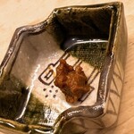 Okame Zushi - 炊いた海老味噌をツマミで所望。お酒が進む進む