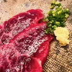 おかめ寿司 - 尾の身のアップ