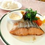 味のレストラン えびすや - 生鮭のソテー（1）