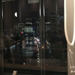ベースキューカフェ by ロイヤルガーデンカフェ - パレスホテルが見えます