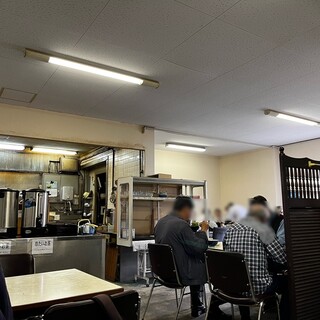 水口寿志亭 市場の食堂 _2