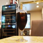 チェルバイア - プランツォＢ 2000円 のアイスコーヒー