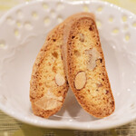 チェルバイア - プランツォＢ 2000円 のビスコッティ